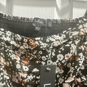 Lulu's Black Floral Crop Top